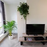 Beautiful 60m2 One-bedroom With Terrace - Wa7a Appartement Tiel