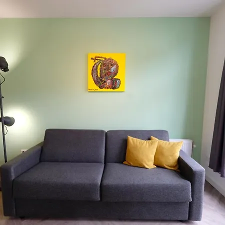 Beautiful 60m2 One-bedroom With Terrace - Wa7a Lejlighed Tiel