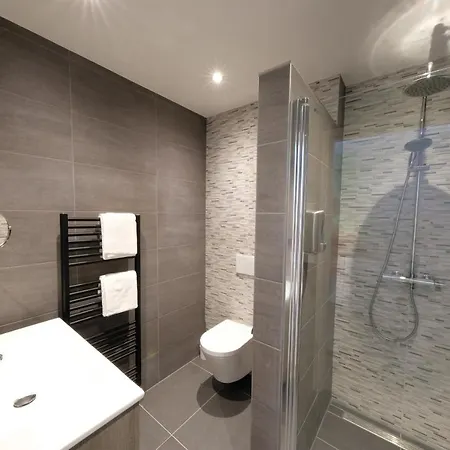 Daire Beautiful 60m2 One-bedroom With Terrace - Wa7a Tiel