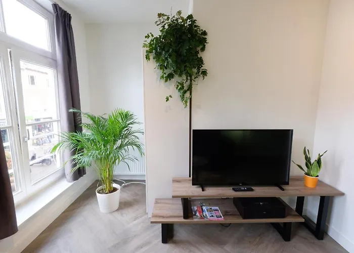 Beautiful 60m2 One-bedroom With Terrace - Wa7a Апартаменты Тил