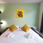 Beautiful 60m2 One-bedroom With Terrace - Wa7a 公寓 *